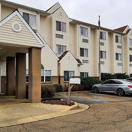 Starkville Inn & Suites المظهر الخارجي الصورة